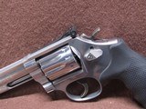 Smith & Wesson 617-6 22 LR 10 Shot DA/SA 4