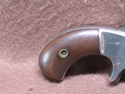 Antique Great Western 22 RF 7 Shot SA Spur Trigger 2.5
