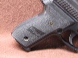 Sig Sauer P229 40 S&W DA/SA Semi 3.625