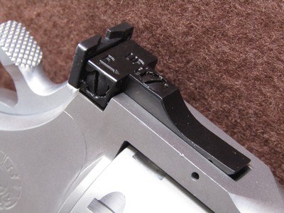 Like New Taurus Tracker 992 22 LR/WMR 9 Shot DA/SA 6.625