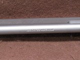 Like New Taurus Tracker 992 22 LR/WMR 9 Shot DA/SA 6.625