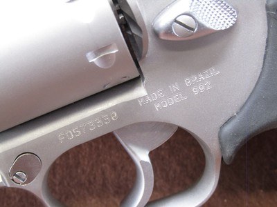 Like New Taurus Tracker 992 22 LR/WMR 9 Shot DA/SA 6.625