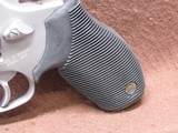Like New Taurus Tracker 992 22 LR/WMR 9 Shot DA/SA 6.625
