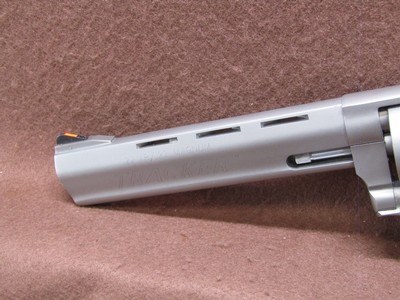 Like New Taurus Tracker 992 22 LR/WMR 9 Shot DA/SA 6.625
