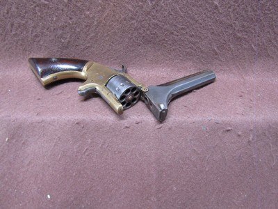 Antique American Standard Manhattan 22 Short 7 Shot SA Spur 3.125