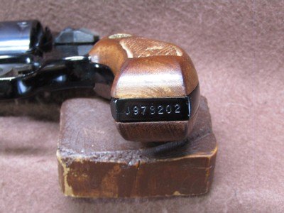 Smith & Wesson 37 Airweight 38 SPL 5 Shot DA/SA 2