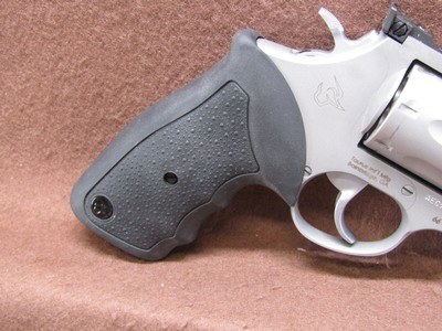 Like New Taurus 66 357 Mag 7 Shot DA/SA 6