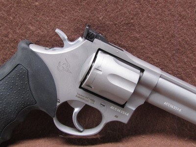 Like New Taurus 66 357 Mag 7 Shot DA/SA 6