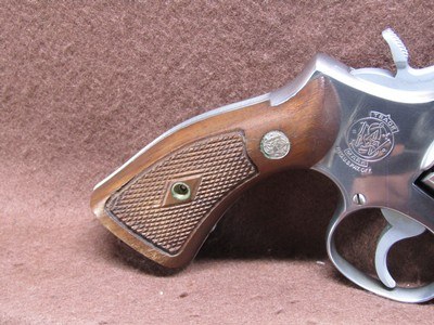 Smith & Wesson 67 No Dash 38 SPL 6 Shot DA/SA 4