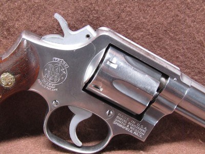 Smith & Wesson 64-1 38 SPL 6 Shot DA/SA 4