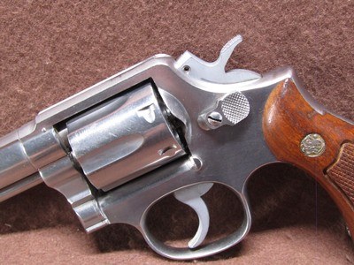 Smith & Wesson 64-1 38 SPL 6 Shot DA/SA 4