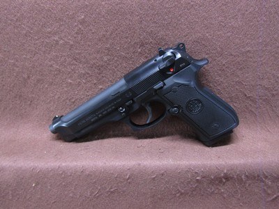 Like New Italy Beretta 92FS 9 mm Lasermax Green Laser 4.75