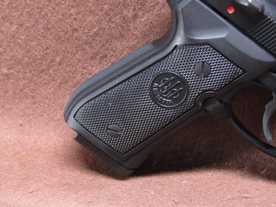 Like New Italy Beretta 92FS 9 mm Lasermax Green Laser 4.75