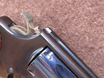 Smith & Wesson 36 Chief's Special 38 SPL 5 Shot DA/SA 2