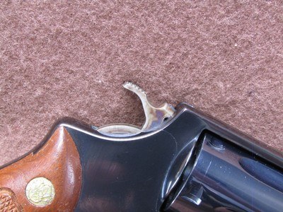 Smith & Wesson 36 Chief's Special 38 SPL 5 Shot DA/SA 2