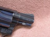Smith & Wesson 36 Chief's Special 38 SPL 5 Shot DA/SA 2