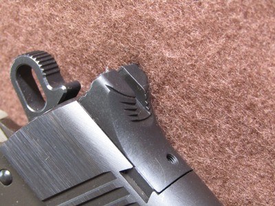 New Magnum Research Desert Eagle 1911 G 45 ACP 5