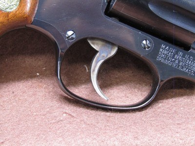 Smith & Wesson 36 Chiefs Special 38 SPL 5 Shot DA/SA 2