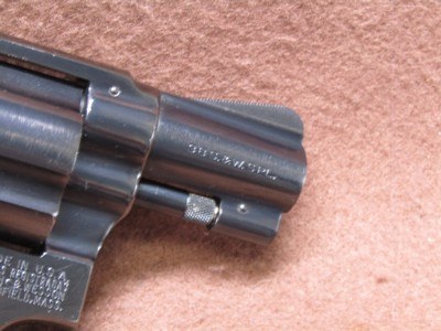 Smith & Wesson 36 Chiefs Special 38 SPL 5 Shot DA/SA 2