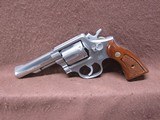 Smith & Wesson 64-5 Stainless 38 SPL 6 Shot DA/SA 4