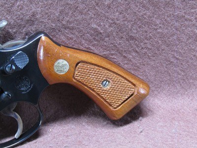 Smith & Wesson 34-1 Kit Gun 22 LR 6 Shot DA/SA 2