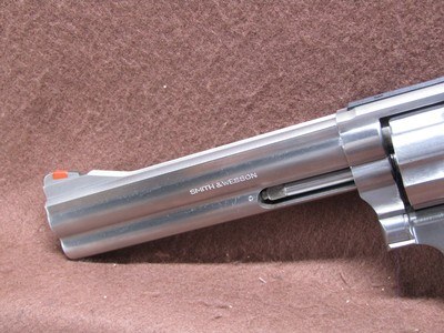 Smith & Wesson 686 357 Mag Combat 6 Shot DA/SA 6