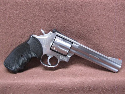 Smith & Wesson 686 357 Mag Combat 6 Shot DA/SA 6