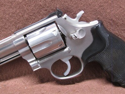 Smith & Wesson 686 357 Mag Combat 6 Shot DA/SA 6
