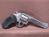 Smith & Wesson 686 357 Mag Combat 6 Shot DA/SA 6
