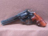 Smith & Wesson 586 Combat 357 Mag 6 Shot DA/SA 6