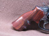 Smith & Wesson 586 Combat 357 Mag 6 Shot DA/SA 6
