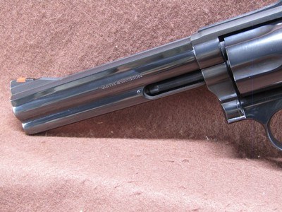 Smith & Wesson 586 Combat 357 Mag 6 Shot DA/SA 6
