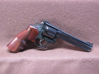 Smith & Wesson 586 Combat 357 Mag 6 Shot DA/SA 6