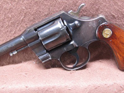 Colt Official Police 38 SPL 6 Shot DA/SA 5