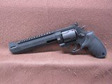 Taurus 454H Raging Hunter 454 Casull 5 Shot DA/SA 8.375