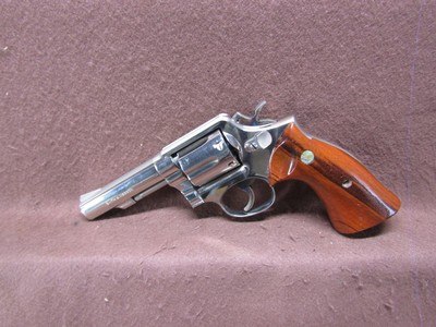 Smith & Wesson 10-6 38 SPL 6 Shot DA/SA 4