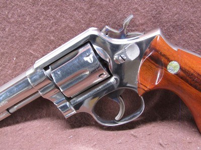 Smith & Wesson 10-6 38 SPL 6 Shot DA/SA 4