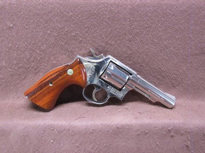 Smith & Wesson 10-6 38 SPL 6 Shot DA/SA 4