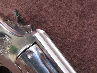 Smith & Wesson 10-6 38 SPL 6 Shot DA/SA 4