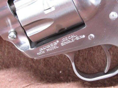 Ruger NM Single Six Convert 22 LR/Mag 6 Shot SA 5.5