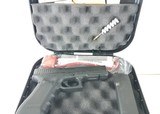 Glock 22 Gen 4 .40 S&W G22 NS 15+1 PG2250702 - 1 of 8