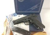 Smith Wesson 59 9mm Unfired Blue Box ANIB - 1 of 13