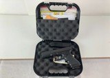 Glock 22 Gen 4 with night sights box 2 mags - 2 of 8