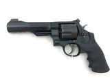 Smith & Wesson 327 357 Mag 170269 - 1 of 5