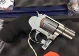 Colt Cobra .38 spl Stainless SM2F0 SM2FO NIB - 3 of 4
