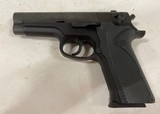 Smith & Wesson Model 915 9mm 15+1 - 1 of 11