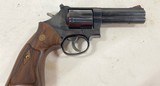 Smith & Wesson 586 Distinguished Combat Magnum .357 Magnum 4