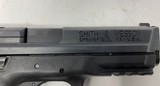 Smith & Wesson M&P40 .40 S&W 4.25
