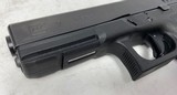 Glock 17 RTF2 9mm G17 w/ 'fish gill' cocking serrations - good condition - 4 of 13