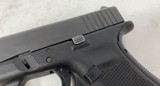 Used Glock 22 G22 Gen 4 .40 S&W 15rd w/ three mags Glock - good condition - 6 of 15